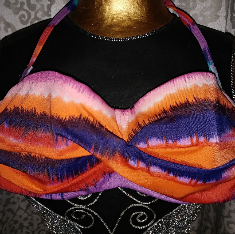 Victoria Secret bandeau lined swim top 34D